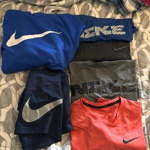 Men’s S/M Nike Lot